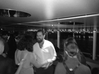 des on the water 4 black and white